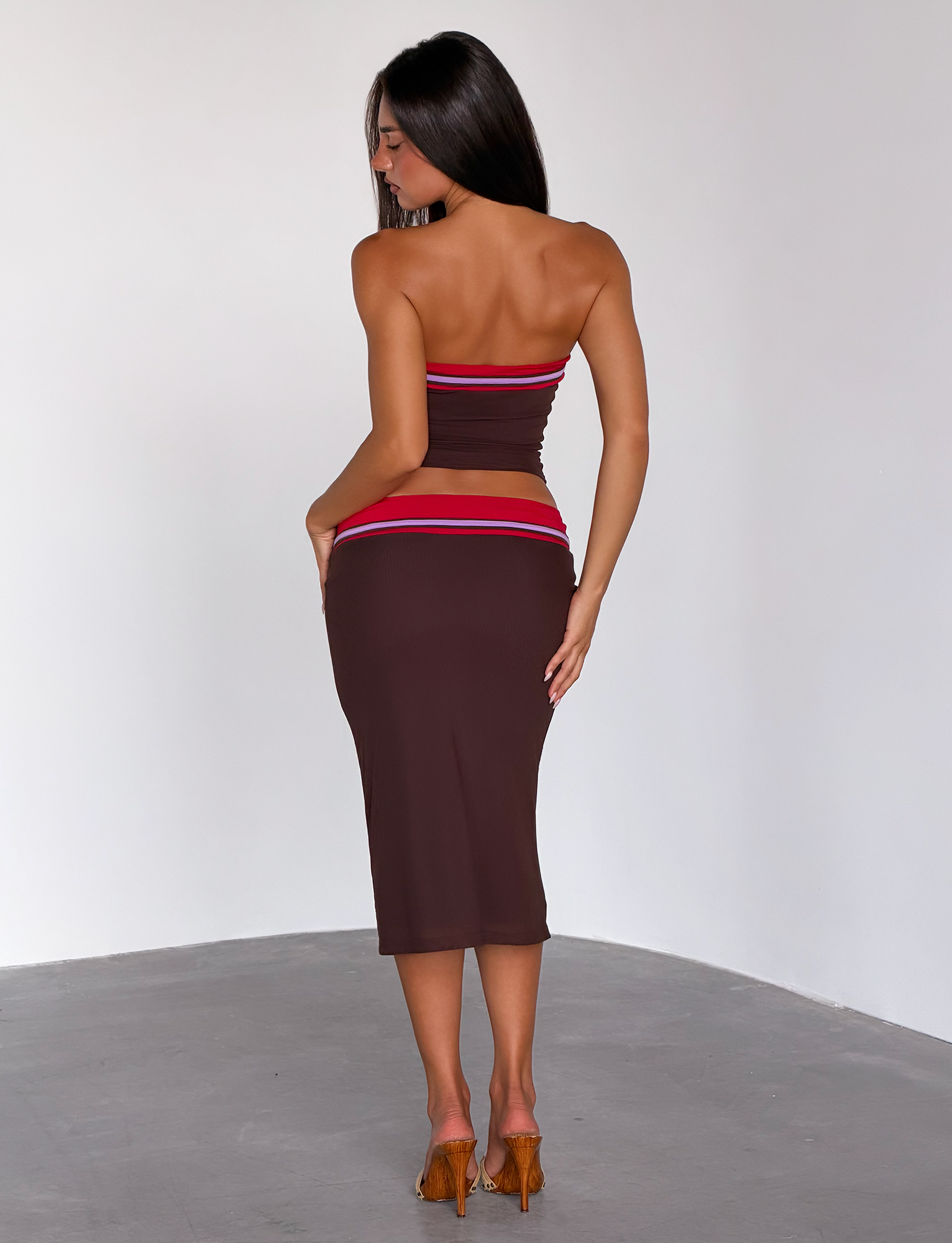 SERAH DIAMANTE MIDI SKIRT - CHOCOLATE - Image 4