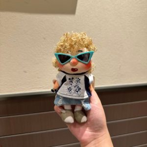 Cool Curly Hair Plush Doll Keychain, Fashion Doll Bag Pendant with Sunglasses